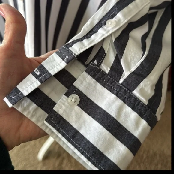 Black & White Vertical Striped Long Sleeved Blouse Top Tunic Sz S “Oversized” - Picture 7 of 13